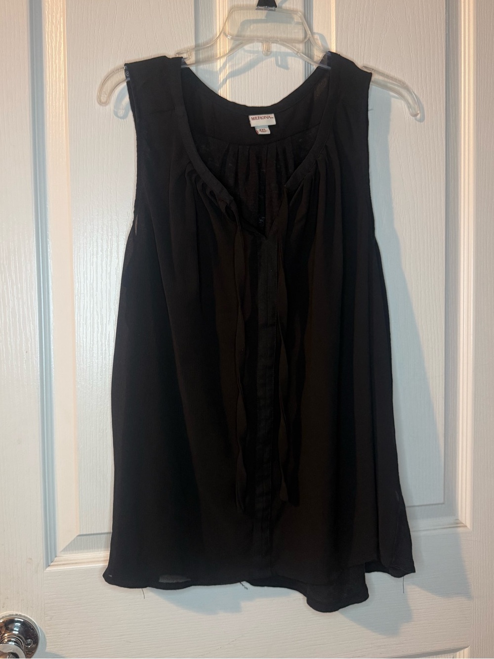 Merona Black Sleeveless sheer front tank